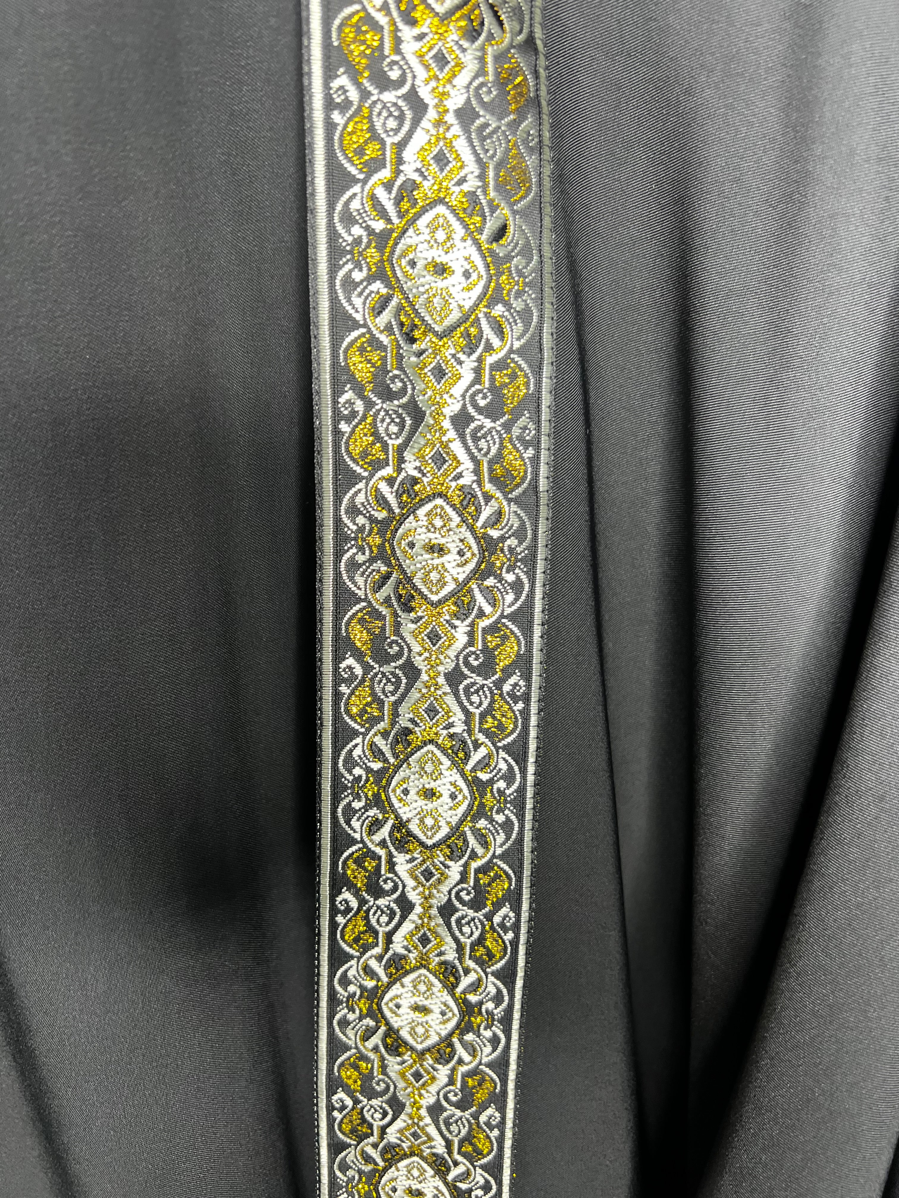 Kimono noir broderie doré
